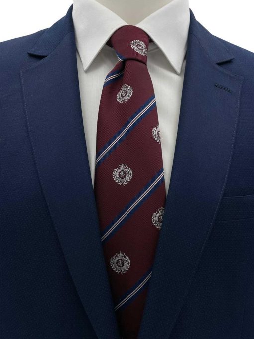 Brianze 8 Cm Bordo Lacivert Çizgili Arma Desenli Kravat Brianze.com Brianze 8 Cm Bordo Lacivert Çizgili Arma Desenli Kravat - Brianze.com Kravat ve Erkek Giyim Sitesi